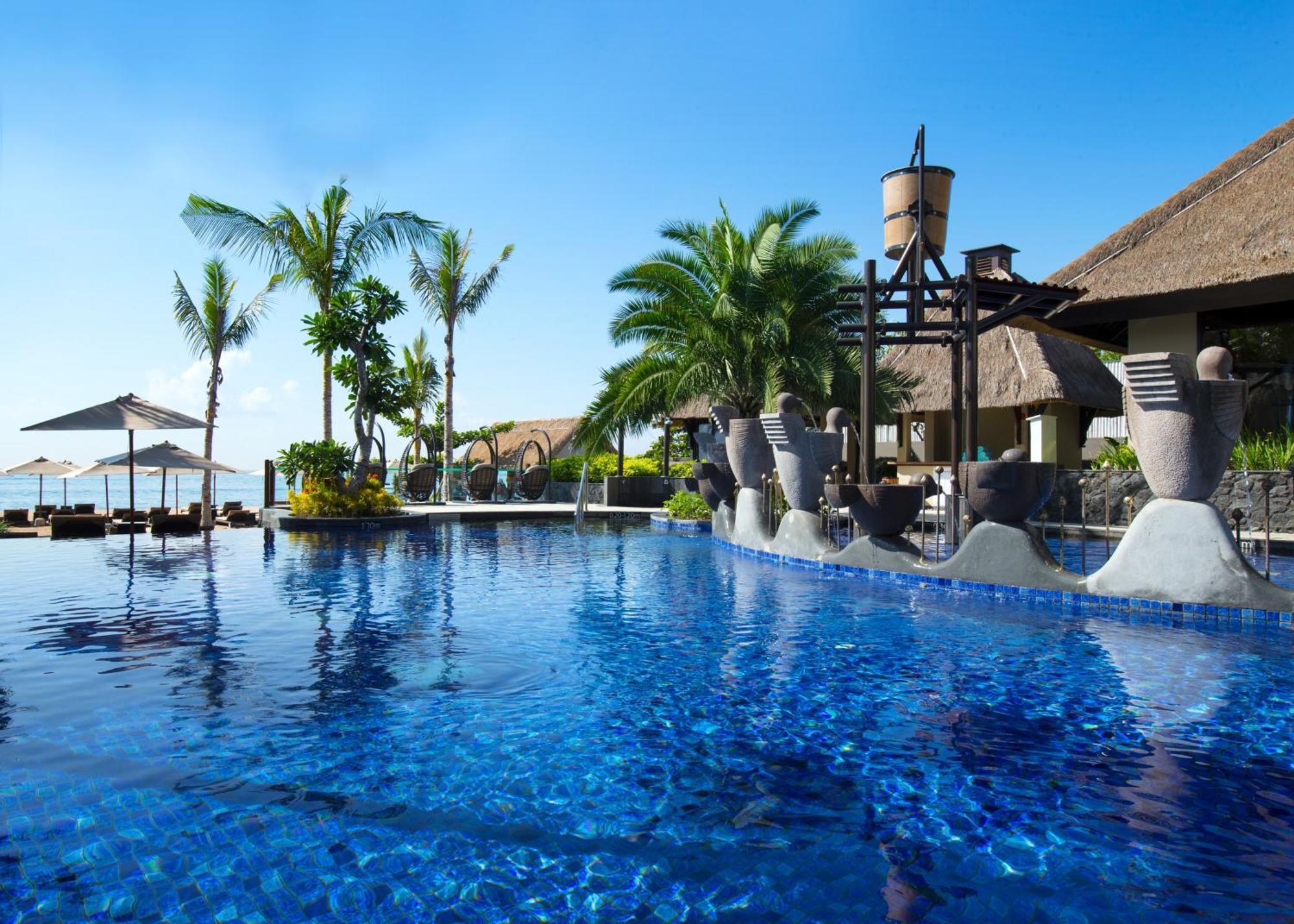 Holiday Inn Resort Bali Nusa Dua By Ihg Exterior photo The pool at the Hard Rock Hotel